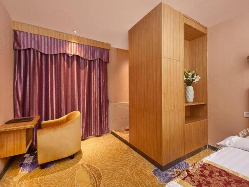 Airport Liwan Hotel Гуанджоу Екстериор снимка