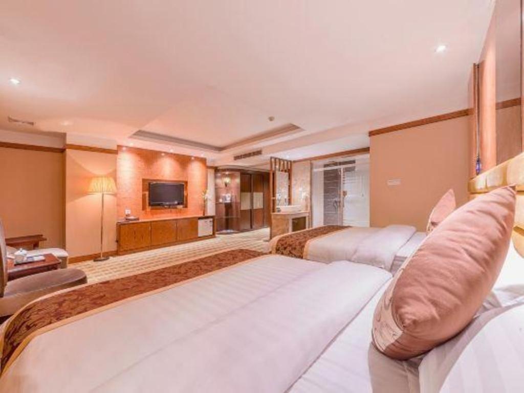 Airport Liwan Hotel Гуанджоу Екстериор снимка