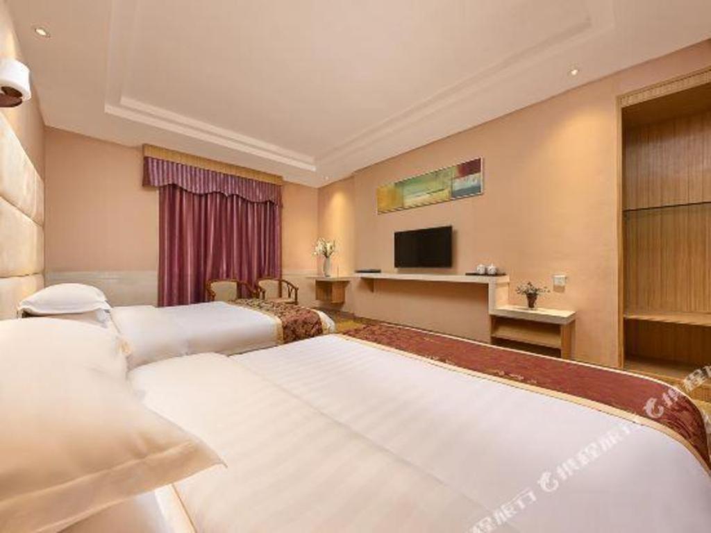Airport Liwan Hotel Гуанджоу Екстериор снимка