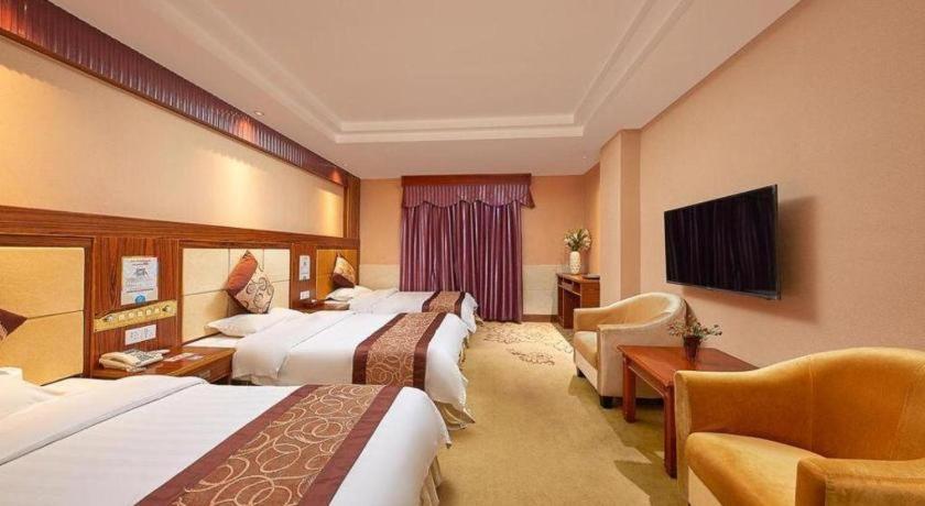 Airport Liwan Hotel Гуанджоу Екстериор снимка