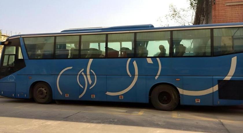 Airport Liwan Hotel Гуанджоу Екстериор снимка